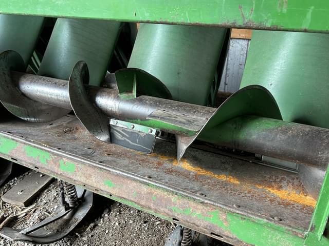 Image of John Deere 693 equipment image 4