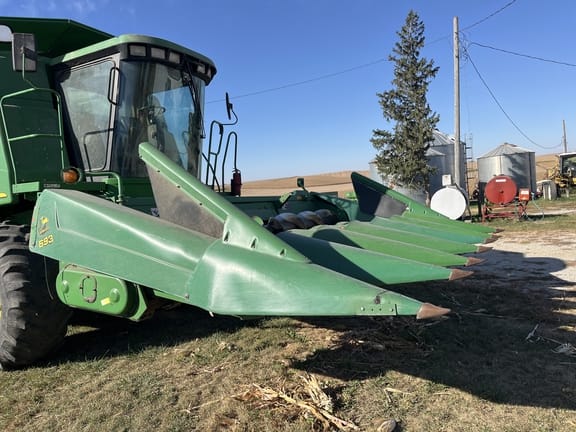 Main image John Deere 693