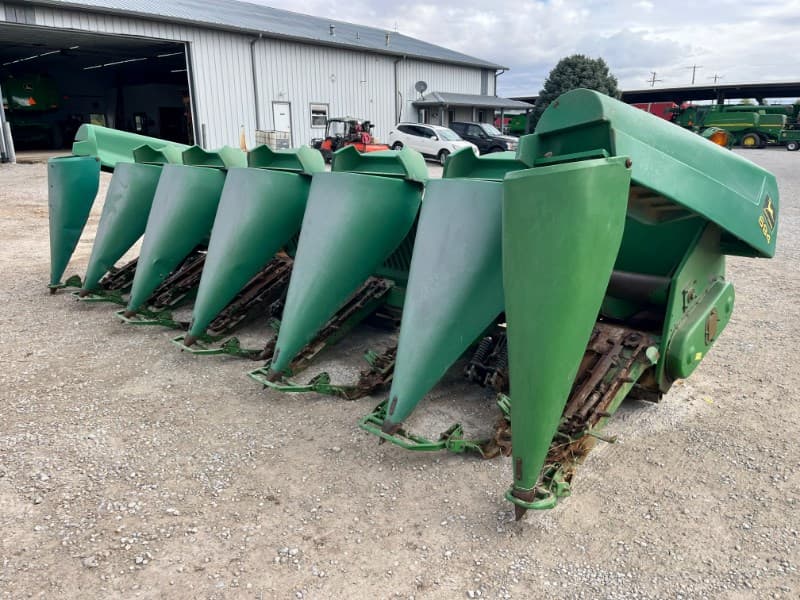 Image of John Deere 694 Primary image