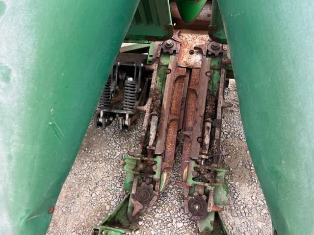 Image of John Deere 694 equipment image 3