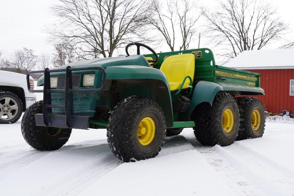 Main image John Deere Gator 6x4