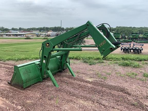 Image of John Deere 720 equipment image 1