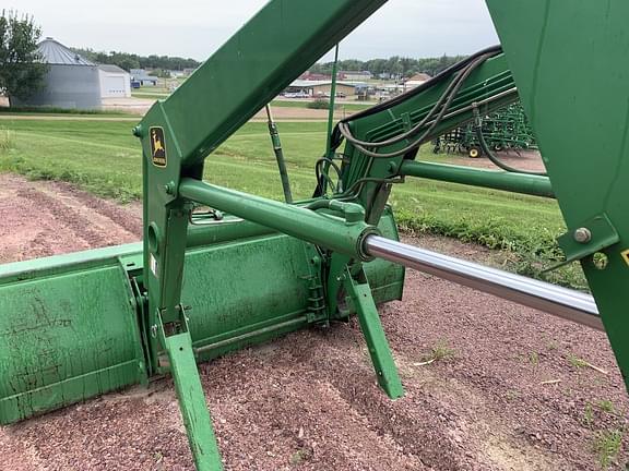 Image of John Deere 720 equipment image 3