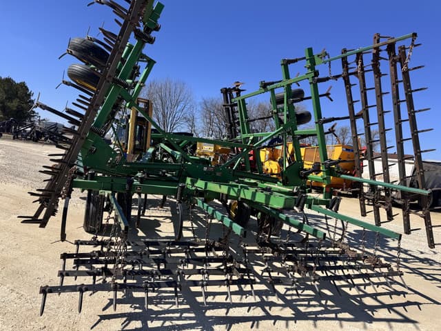 Image of John Deere 726 equipment image 4