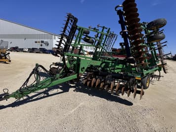 Main image John Deere 726