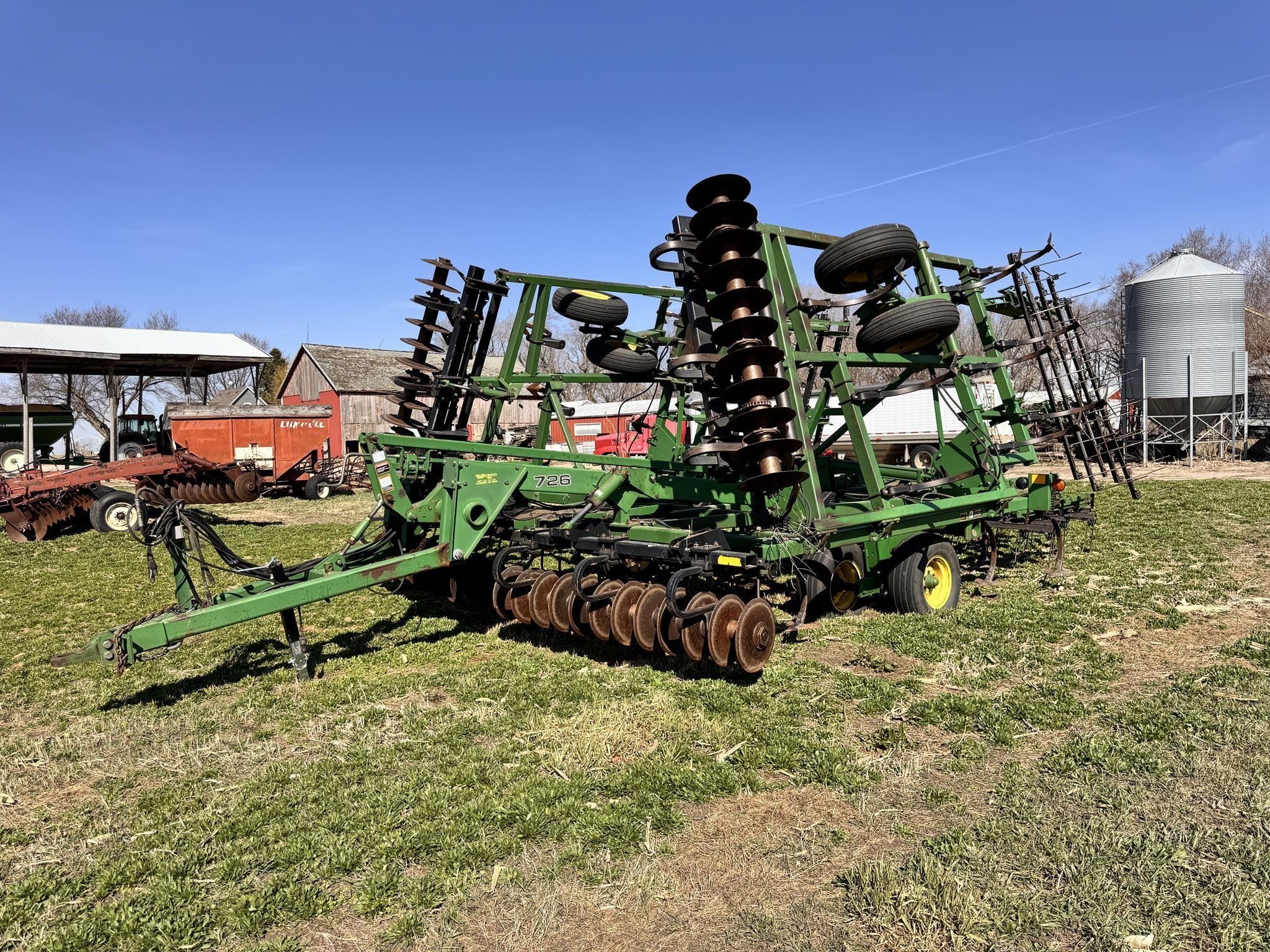 1998 John Deere 726 Equipment Image0