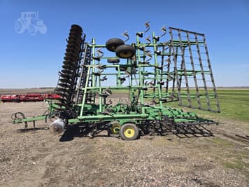Main image John Deere 726