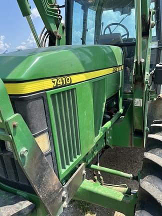 Image of John Deere 7410 Primary image