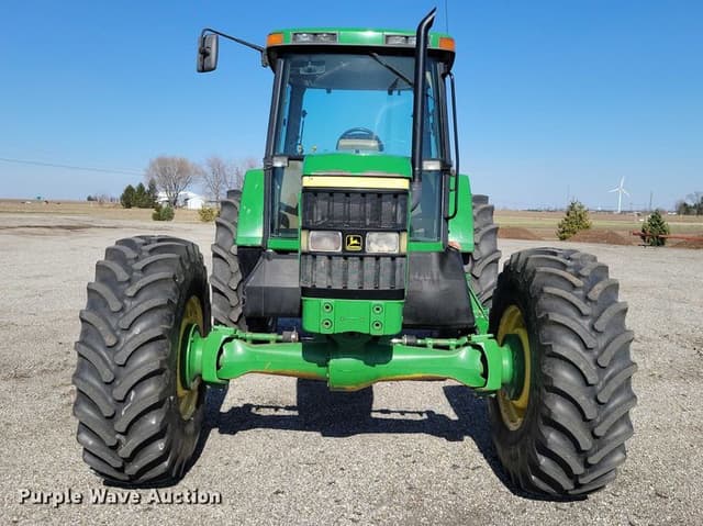 Image of John Deere 7410 equipment image 1