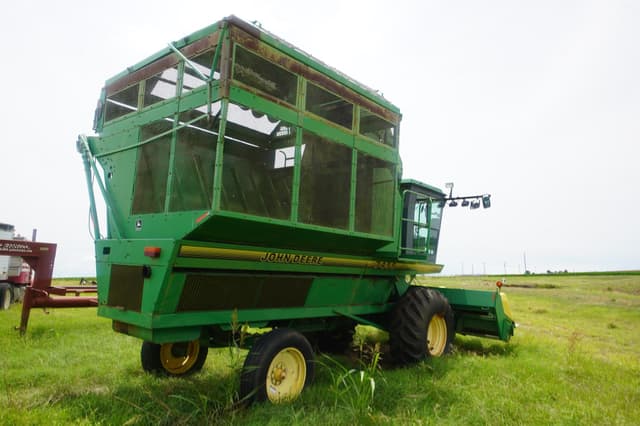 Image of John Deere 7455 equipment image 4