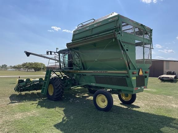 Image of John Deere 7455 equipment image 2