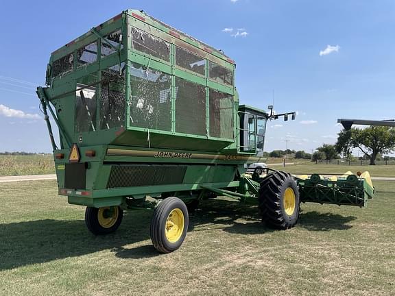 Image of John Deere 7455 equipment image 4