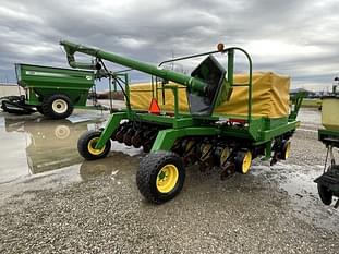 1998 John Deere 750 Equipment Image0