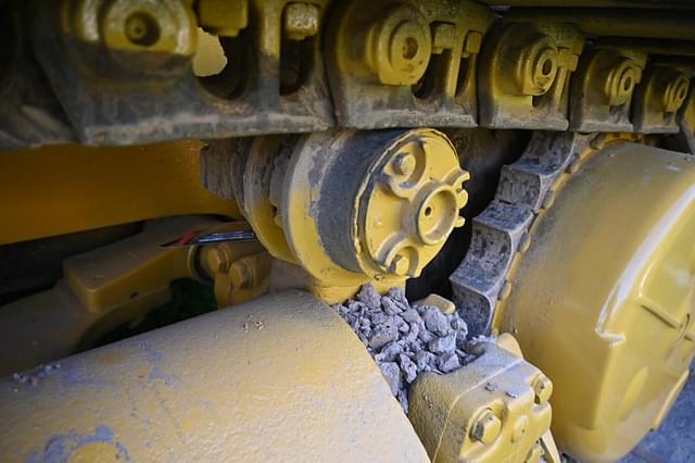 Thumbnail image John Deere 750C 22