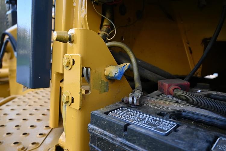 Main image John Deere 750C 26