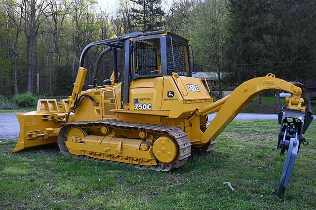 Thumbnail image John Deere 750C 3