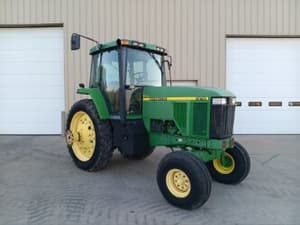 1998 John Deere 7610 Image