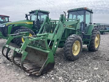 Main image John Deere 7610