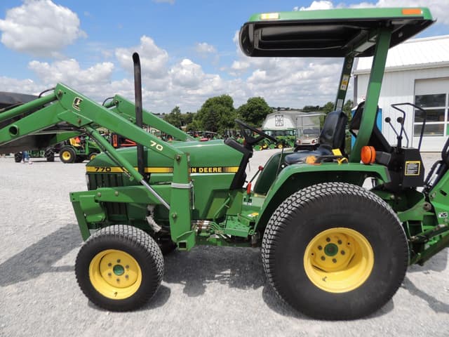 Image of John Deere 770 equipment image 1