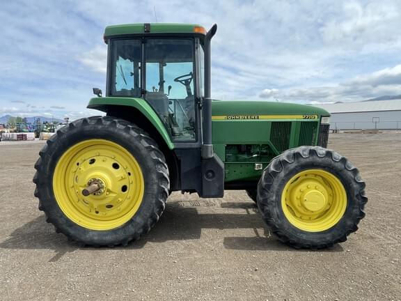 Image of John Deere 7710 equipment image 3