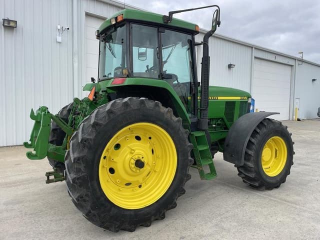 Image of John Deere 7810 equipment image 3