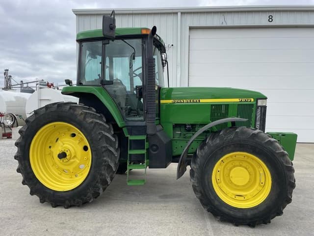 Image of John Deere 7810 equipment image 1