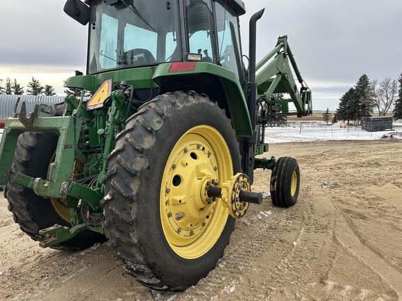 Image of John Deere 7810 equipment image 3