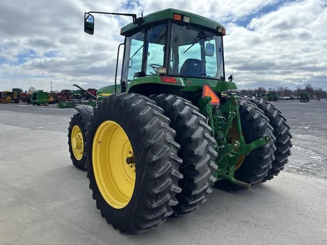 Image of John Deere 7810 equipment image 4