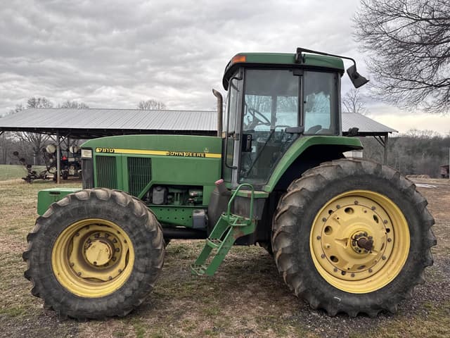 Image of John Deere 7810 equipment image 1