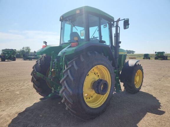 Image of John Deere 7810 equipment image 4