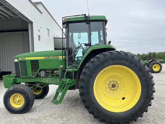 Image of John Deere 7810 equipment image 1