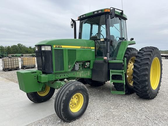 Image of John Deere 7810 Primary image