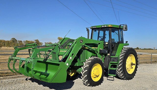 Image of John Deere 7810 equipment image 1