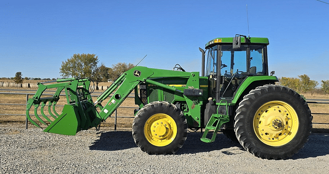 Image of John Deere 7810 equipment image 2