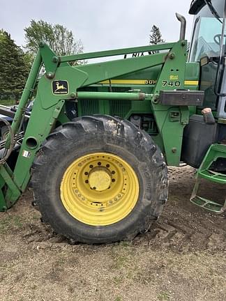 Image of John Deere 7810 equipment image 3