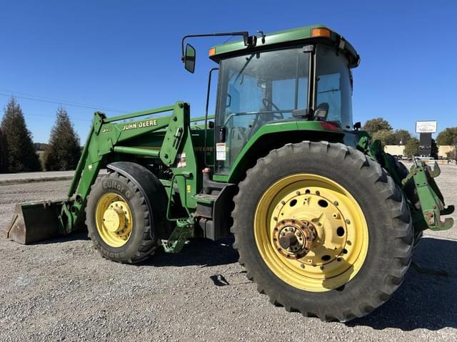 Image of John Deere 8100 equipment image 4