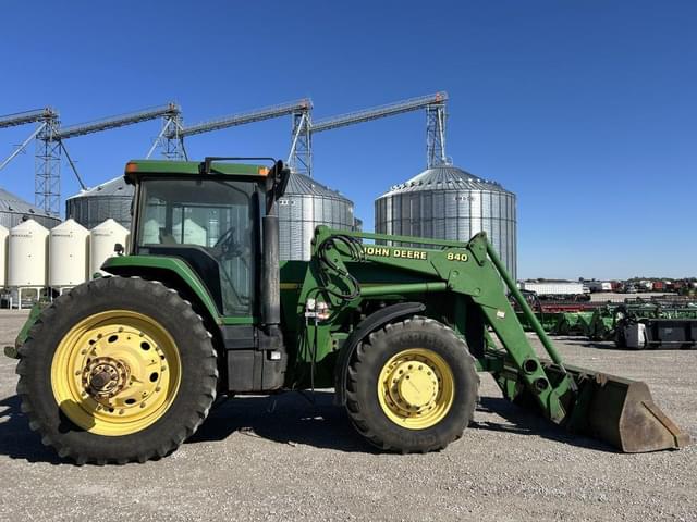 Image of John Deere 8100 equipment image 3