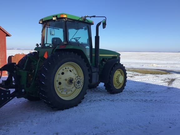 Image of John Deere 8100 equipment image 1