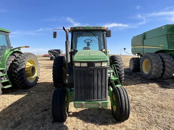 Image of John Deere 8100 equipment image 2