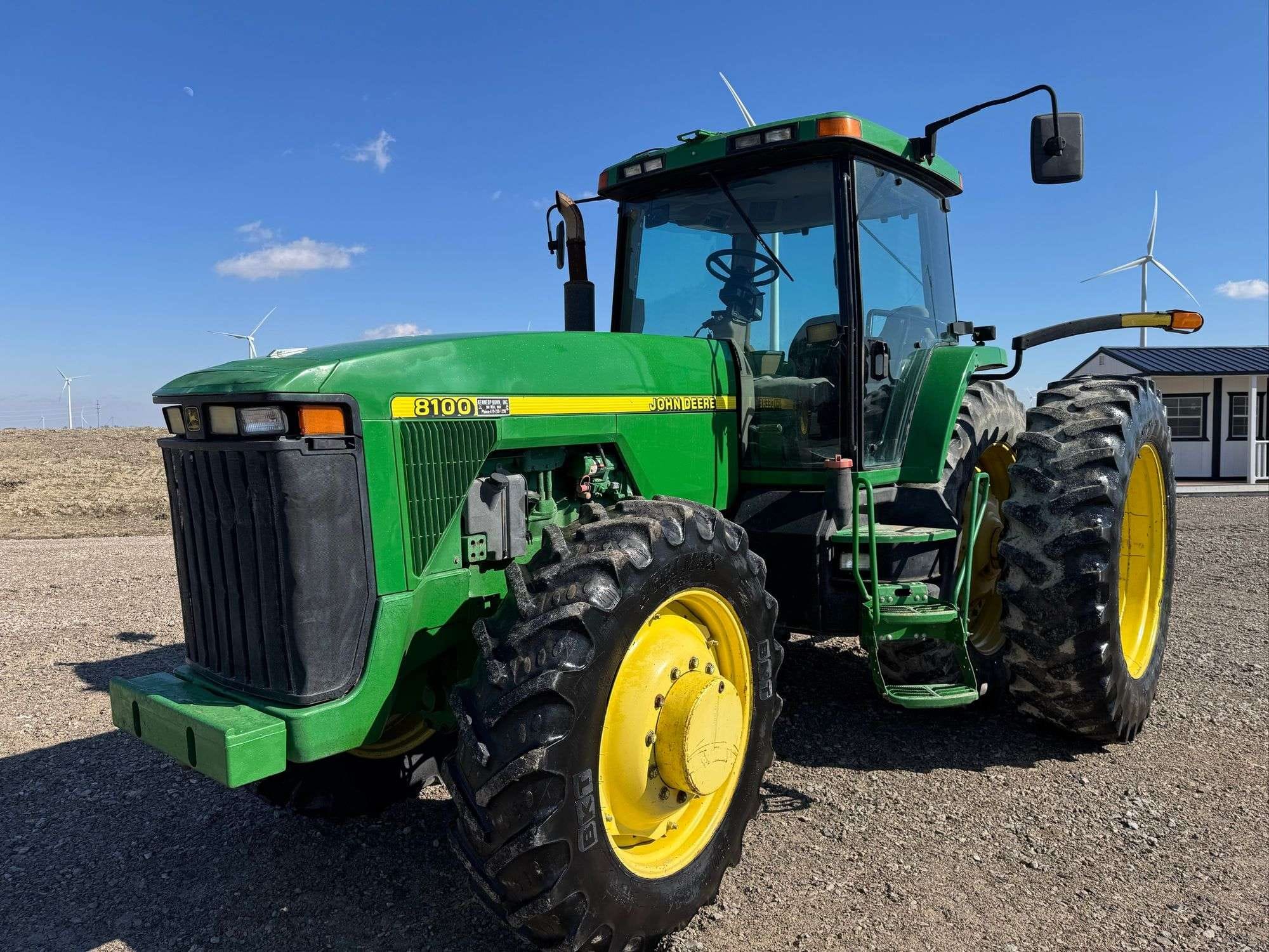 1998 John Deere 8100 Equipment Image0