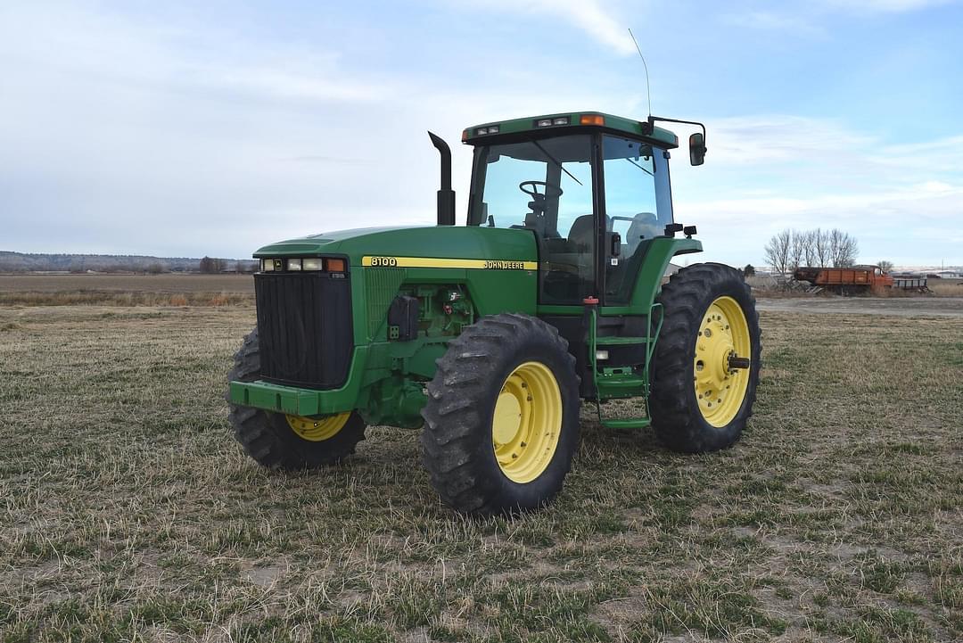 Image of John Deere 8100 Primary image