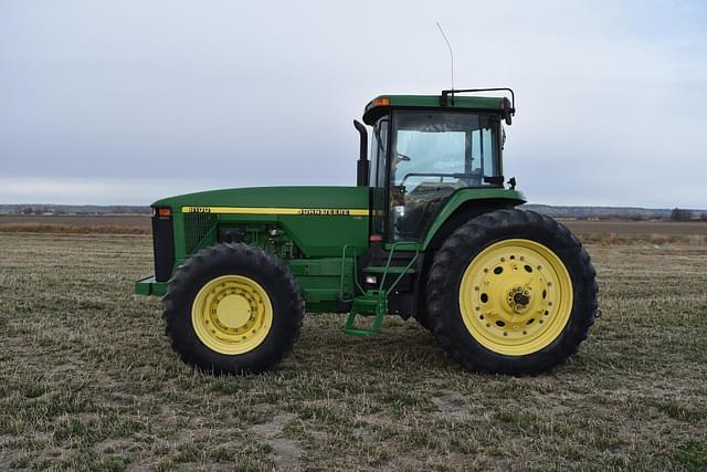 Image of John Deere 8100 equipment image 3