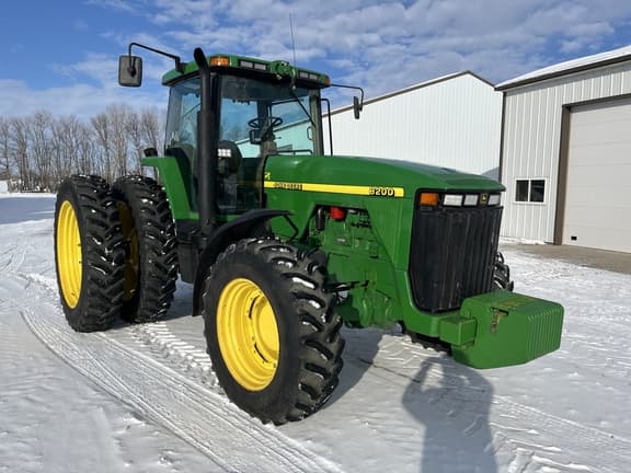 Image of John Deere 8200 equipment image 4