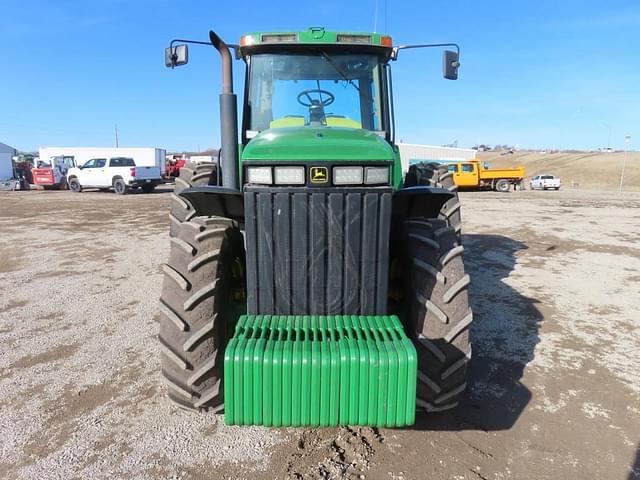 Image of John Deere 8200 equipment image 2