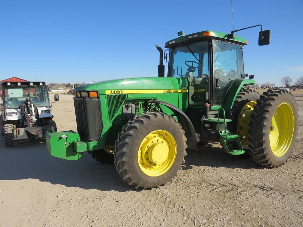 Image of John Deere 8300 Primary image