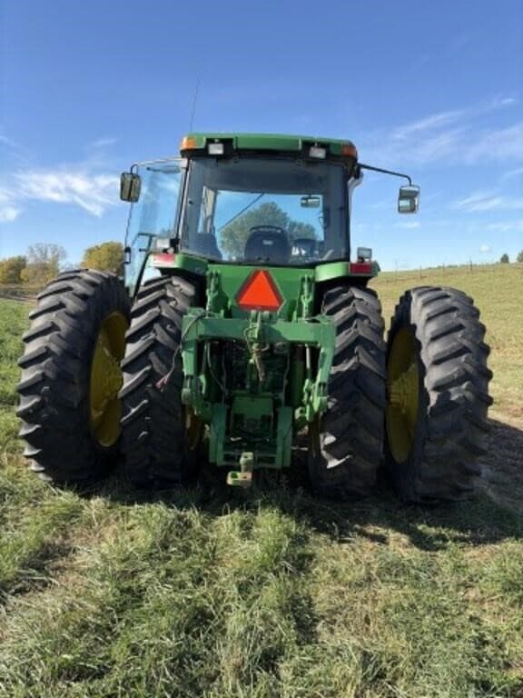 Image of John Deere 8300 equipment image 3