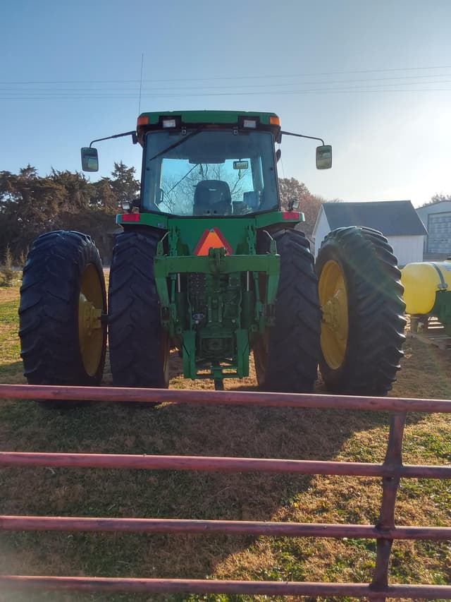 Image of John Deere 8300 equipment image 3