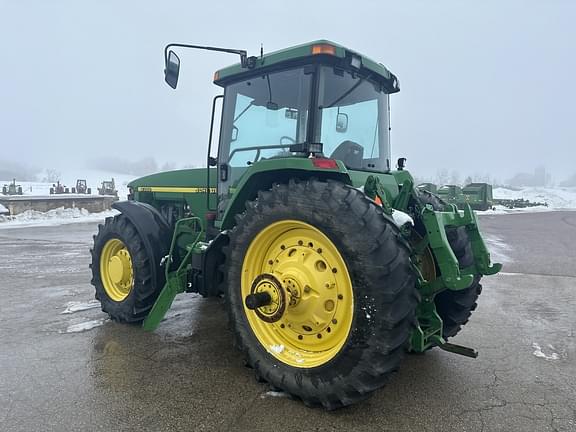 Image of John Deere 8300 equipment image 4