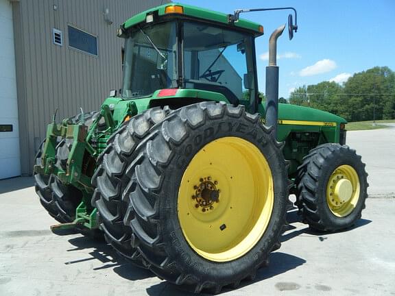 Image of John Deere 8300 equipment image 2