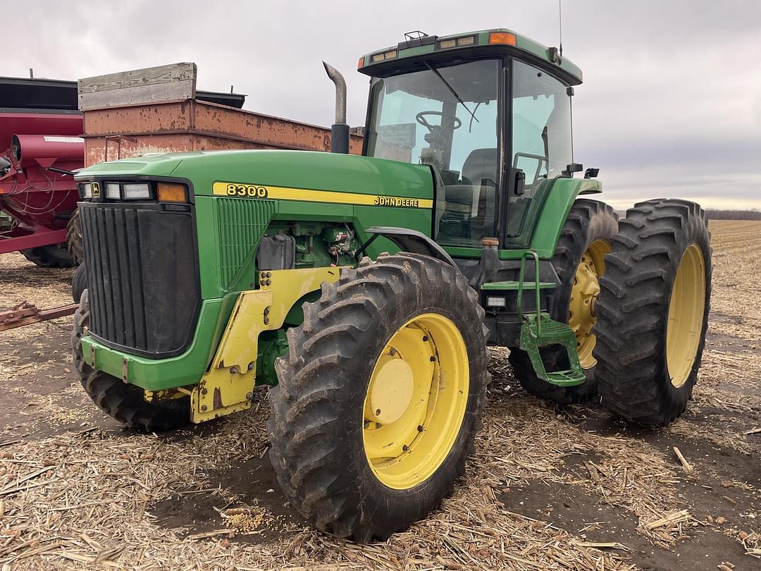 Image of John Deere 8300 Primary image